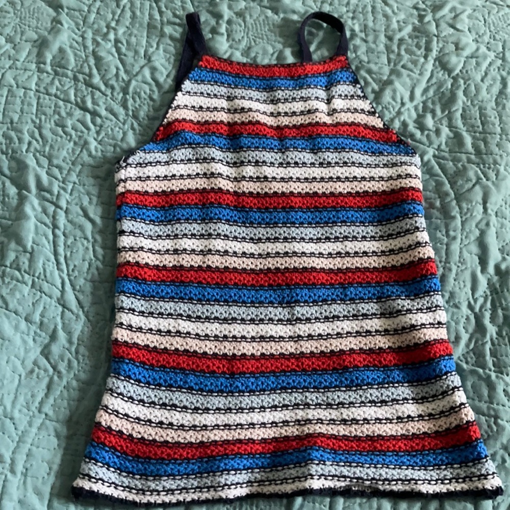 A really pretty knitting shirt
